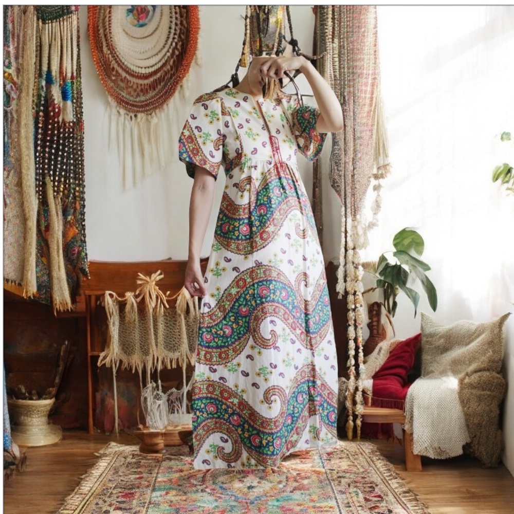 WOW-VTG CANDY JONES-Paisley Multicolor Maxi Dress-Hippie-Boho-Festival-EUC SzS-M